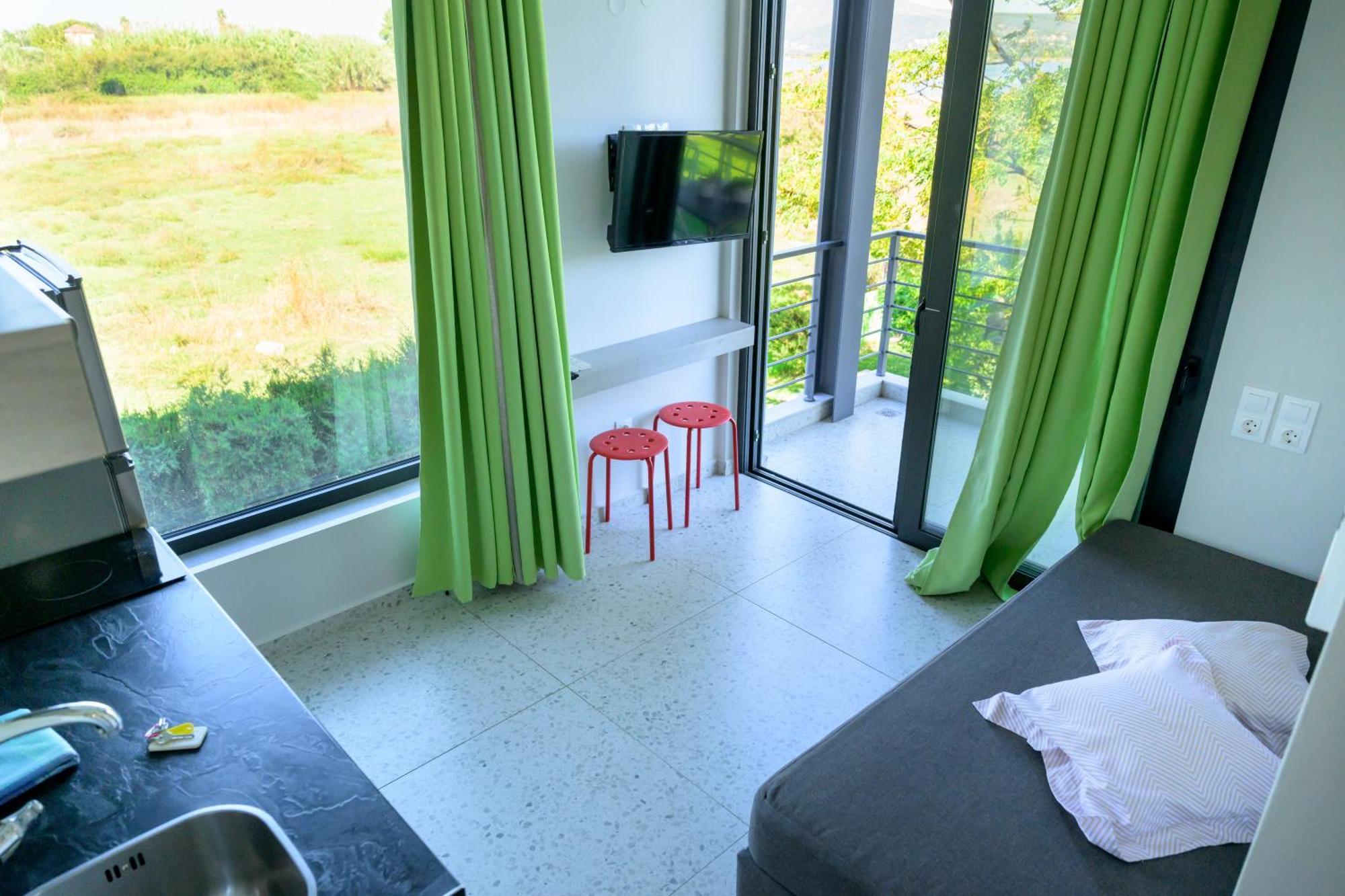 Bikini Apartments Kariotai Luaran gambar