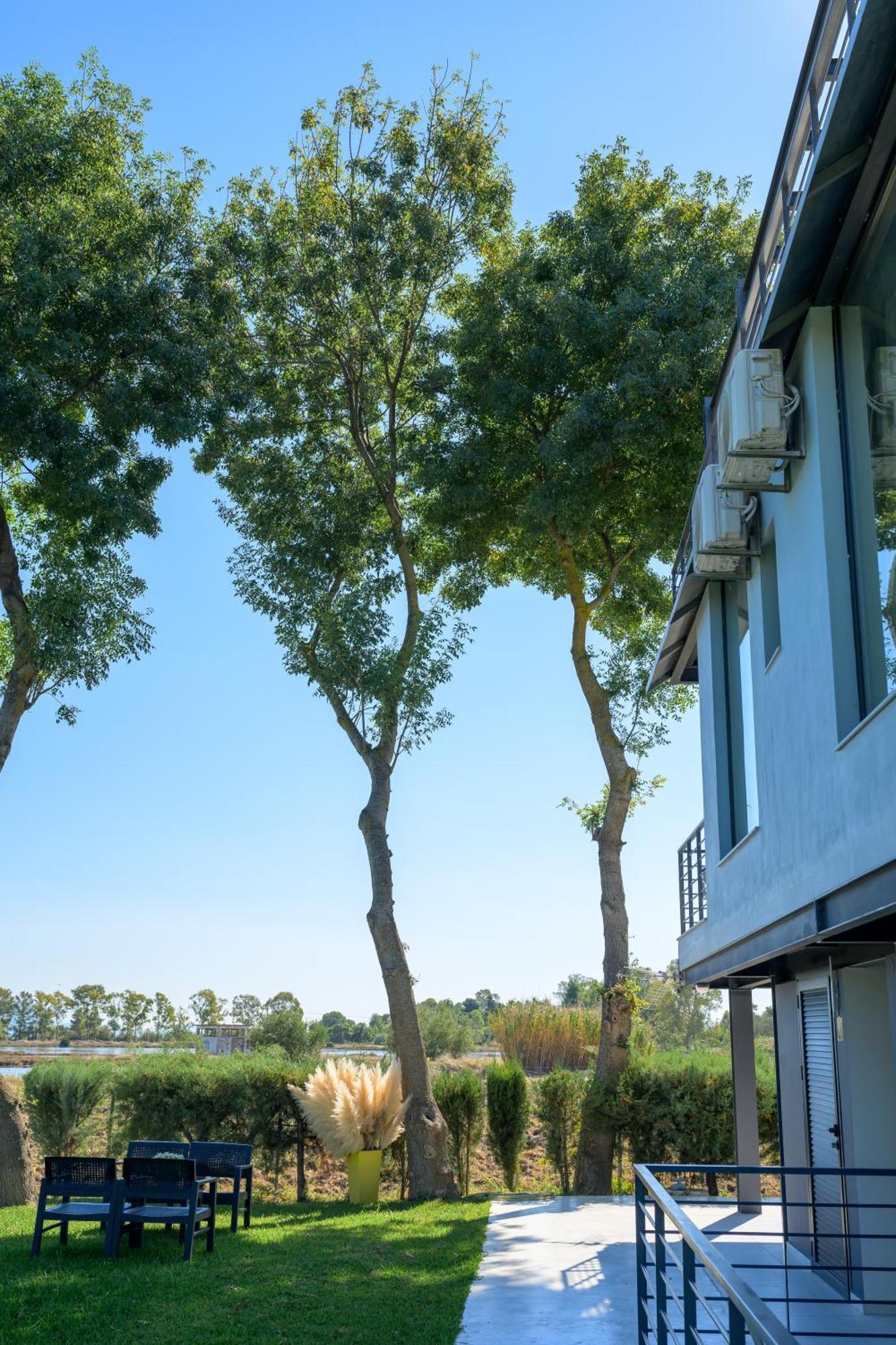 Bikini Apartments Kariotai Luaran gambar