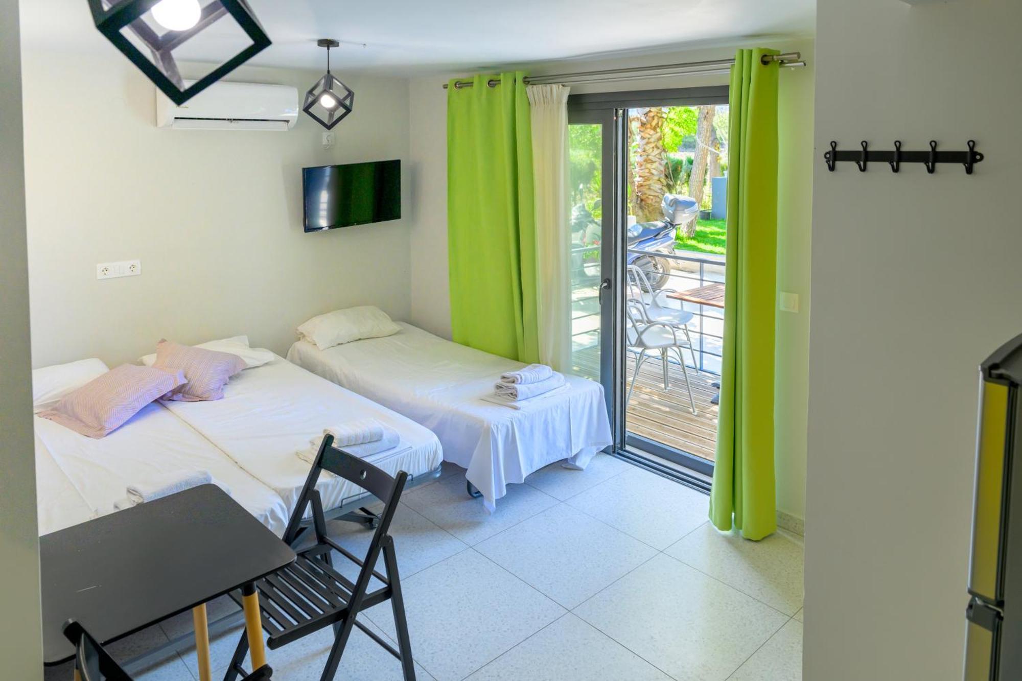 Bikini Apartments Kariotai Luaran gambar